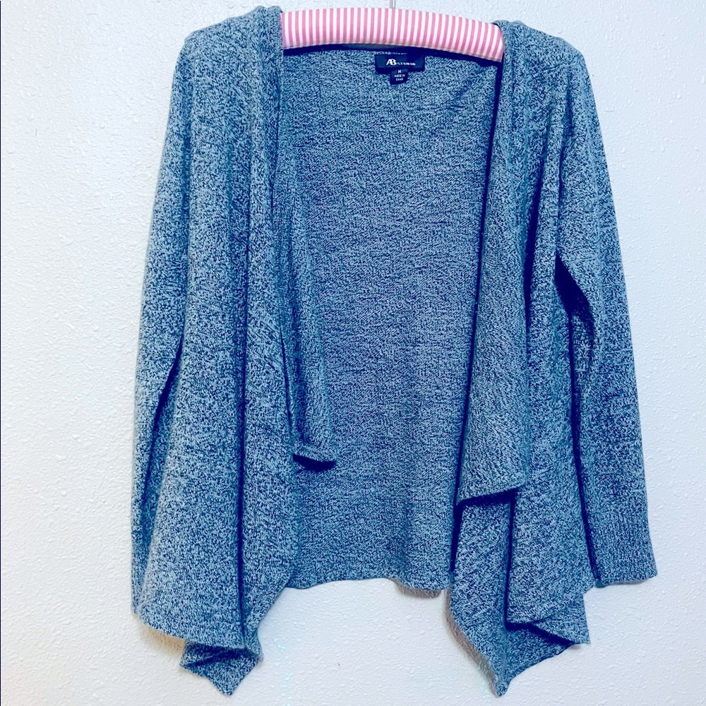 AB Studio Women’s Cardigan in Grey Size M